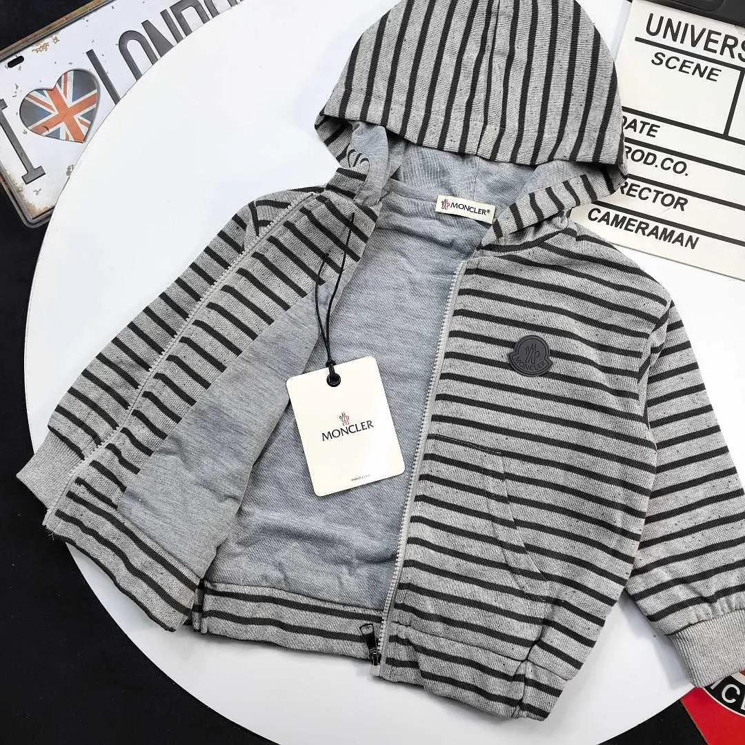 Moncler MCYF136 תמונה 7