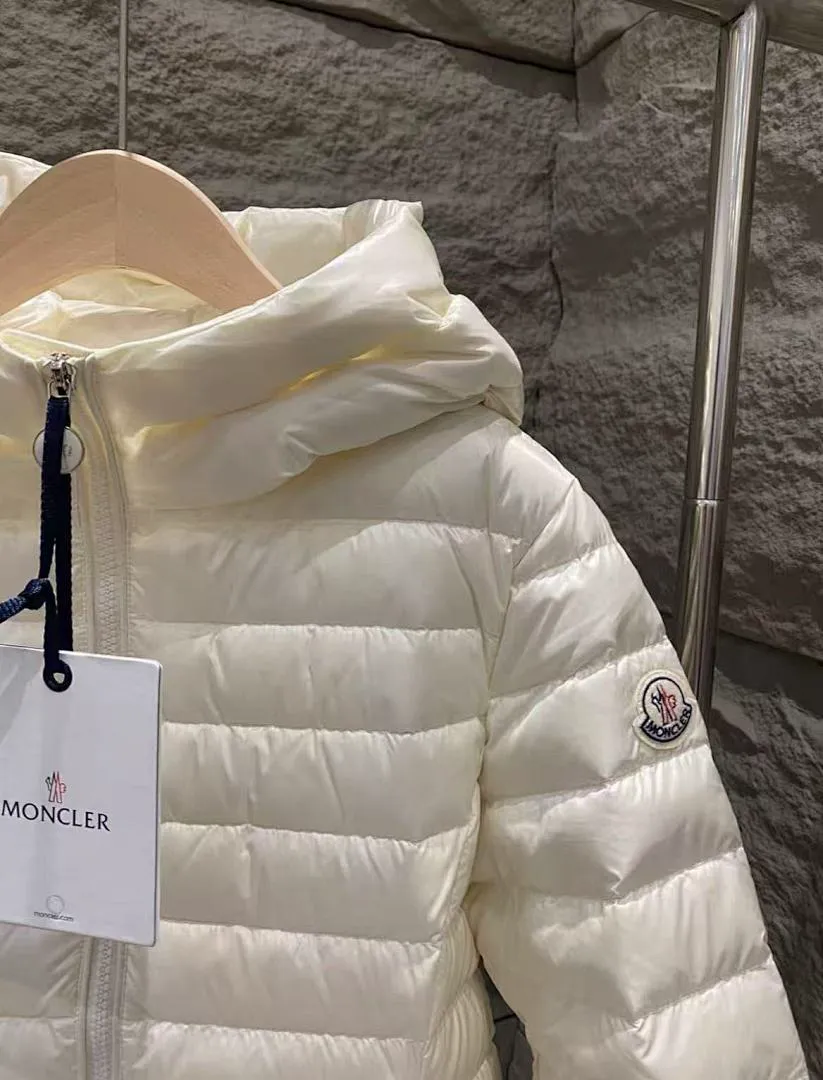 Moncler MCYF28 תמונה 11