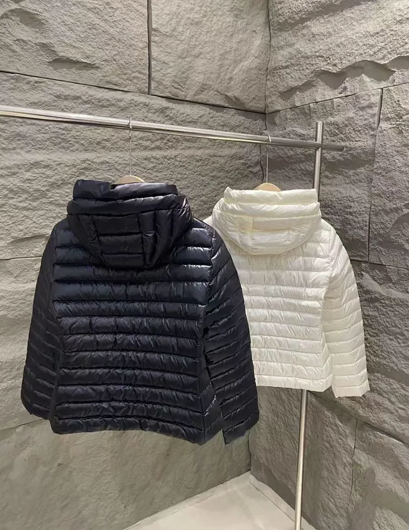 Moncler MCYF28 תמונה 6