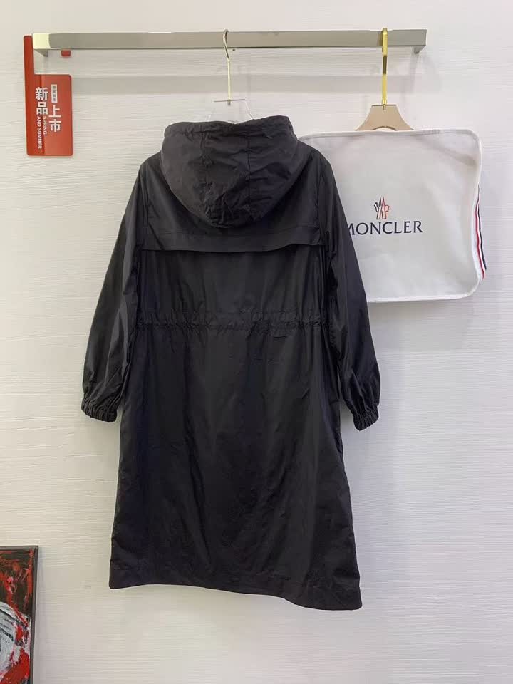 Moncler MCYF69 תמונה 6