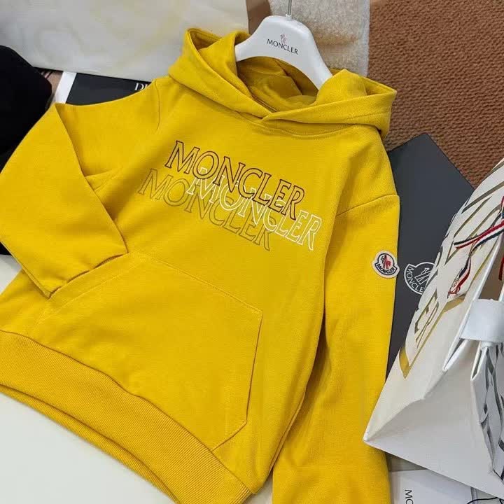 Moncler MCYF70 תמונה 2