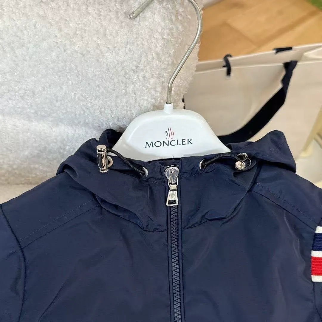Moncler MCYF71 תמונה 4