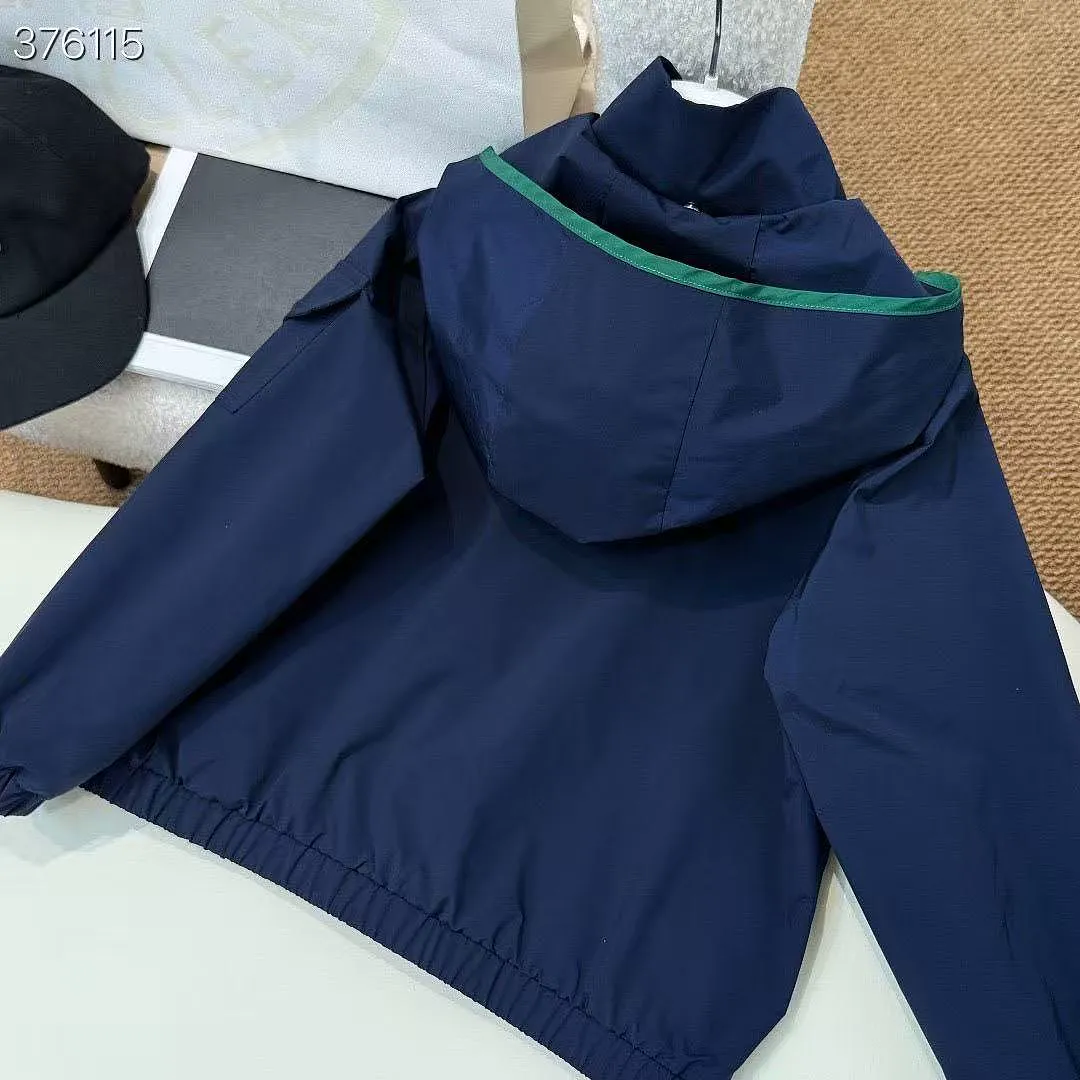Moncler MCYF92 תמונה 2