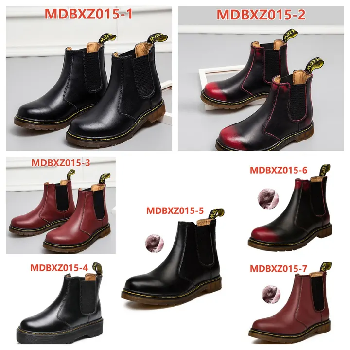 Dr. Martens MDBXZ015