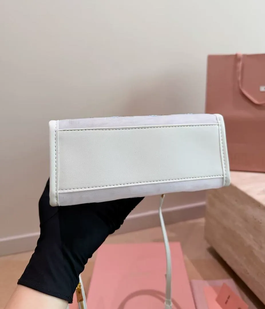 MIUMIU MIUB70 תמונה 6