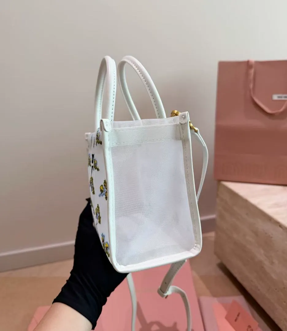 MIUMIU MIUB70 תמונה 7