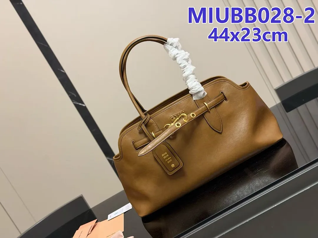 MIUMIU MIUBB028 תמונה 10