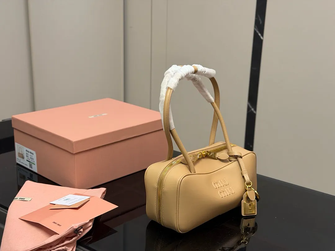 MIUMIU MIUBB033 תמונה 5