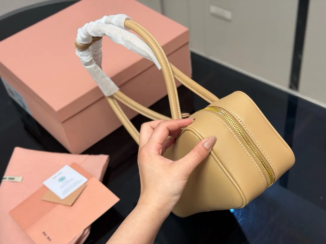 MIUMIU MIUBB033 תמונה 7