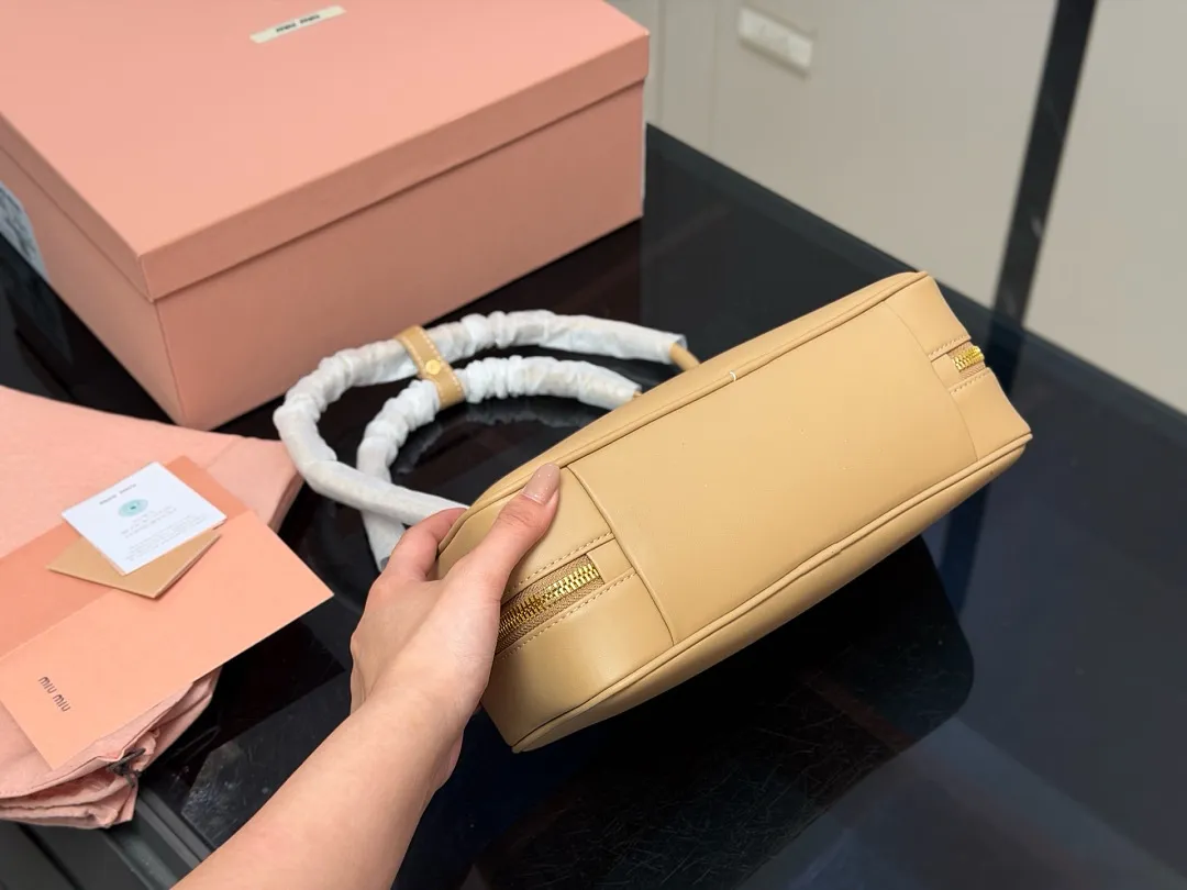 MIUMIU MIUBB033 תמונה 9