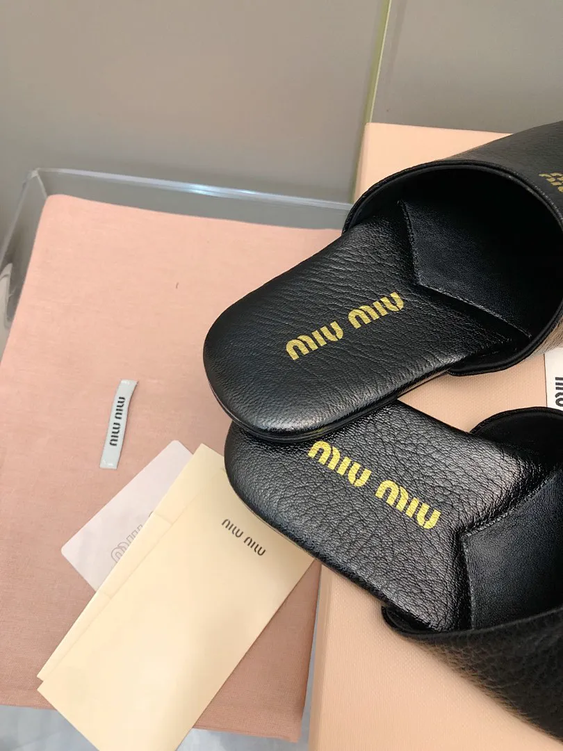 MIUMIU MIUXZ006 תמונה 9