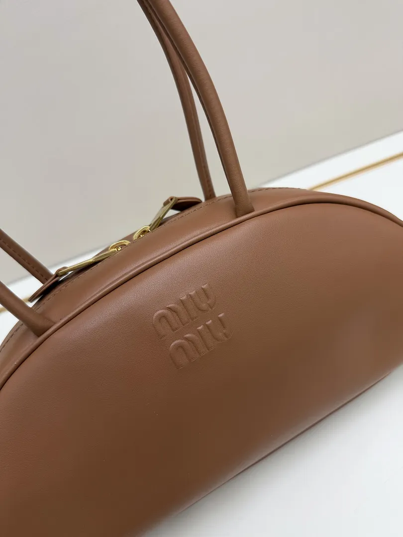 MIUMIU MU09 תמונה 3