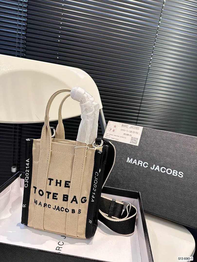 MarcJacobs MYBBB010 תמונה 3