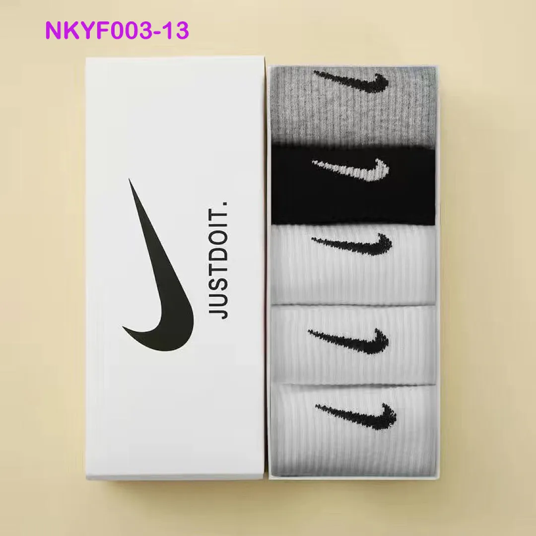 Nike NKYF003 תמונה 15