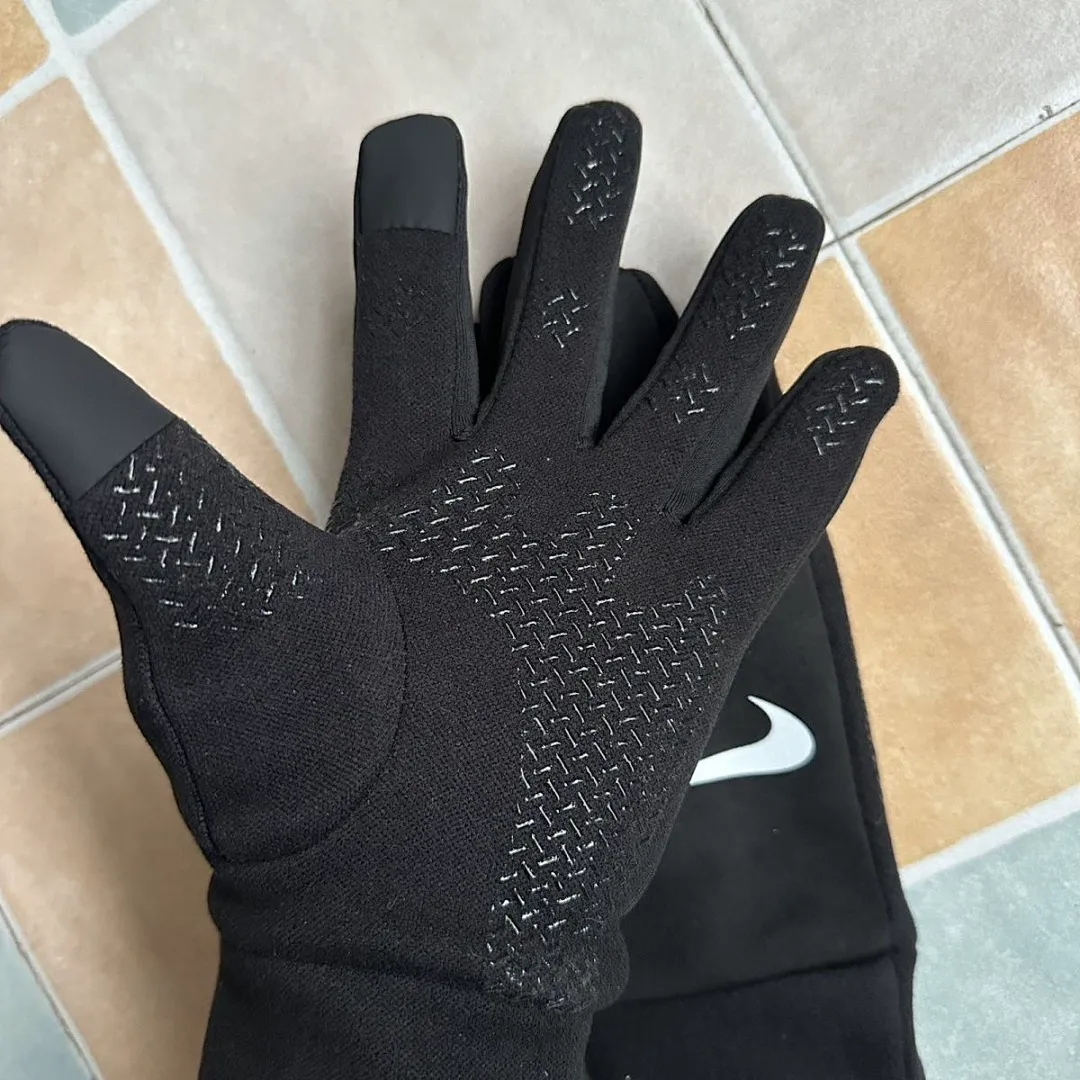 Nike NKYF006 תמונה 4