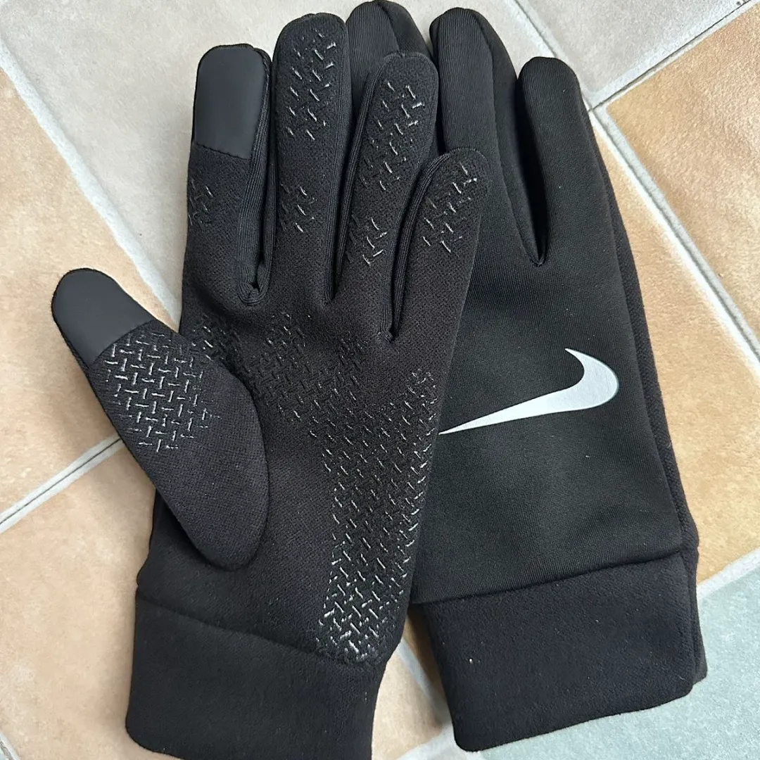 Nike NKYF006 תמונה 5