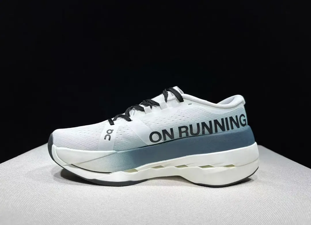 On Running ORXZ012 תמונה 4