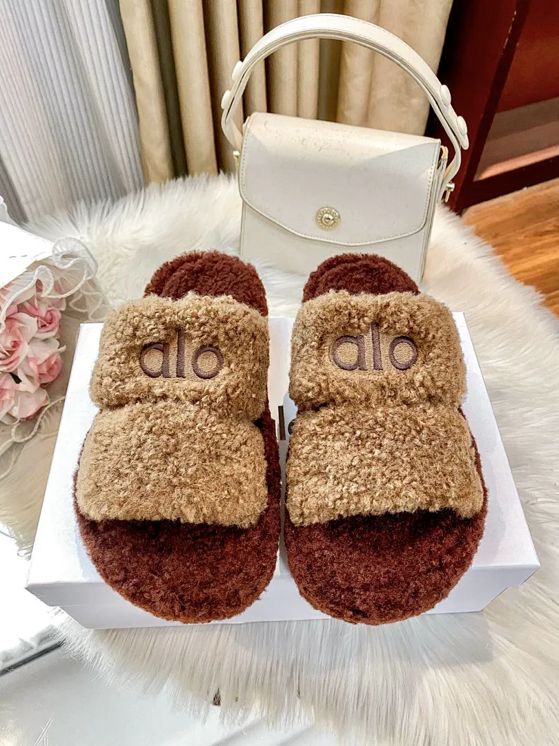 alo yoga P6Y1 תמונה 4