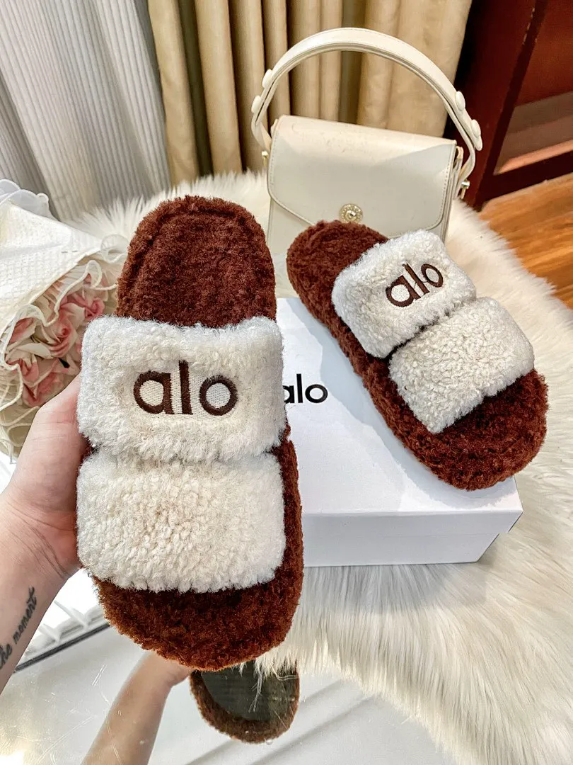 alo yoga P6Y1 תמונה 7