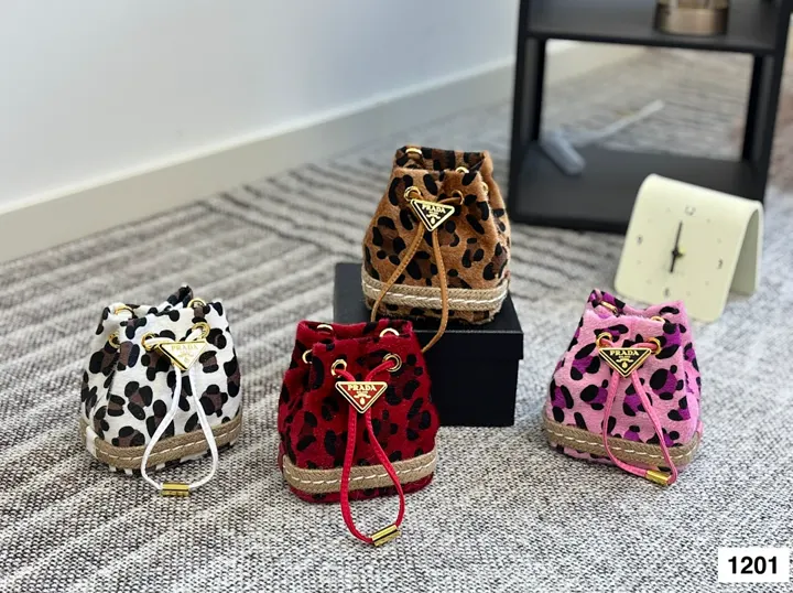 Prada PRDB23