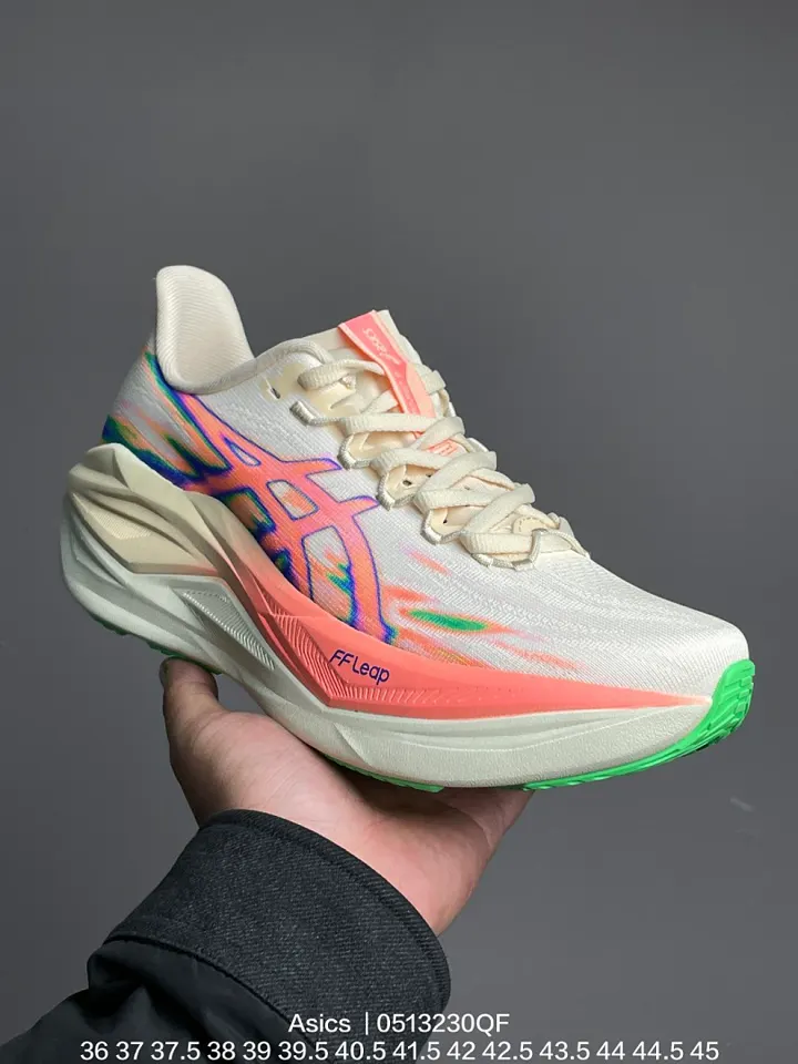 Asics Q83L