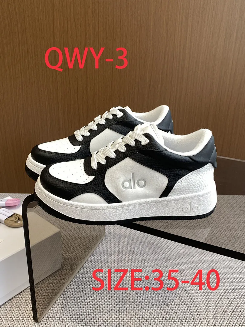 alo yoga QWY תמונה 11