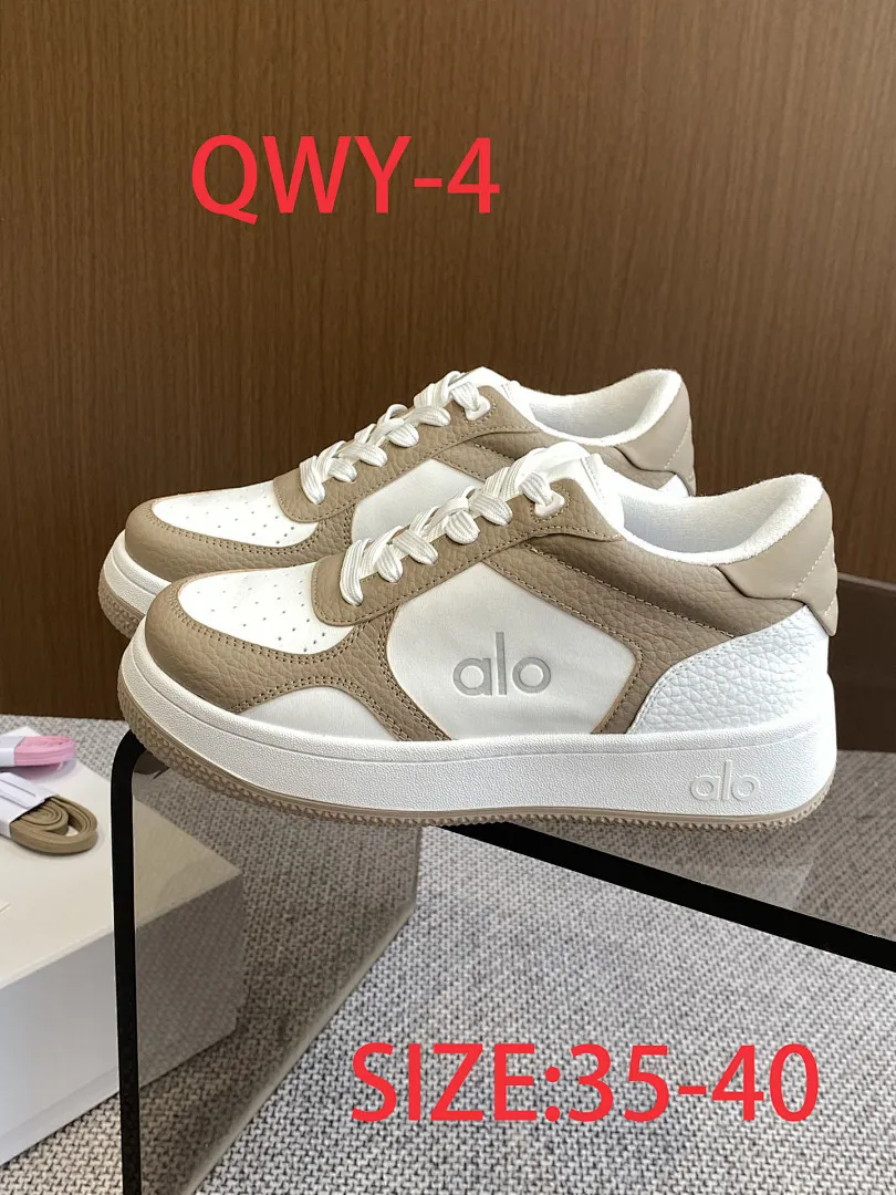 alo yoga QWY תמונה 7