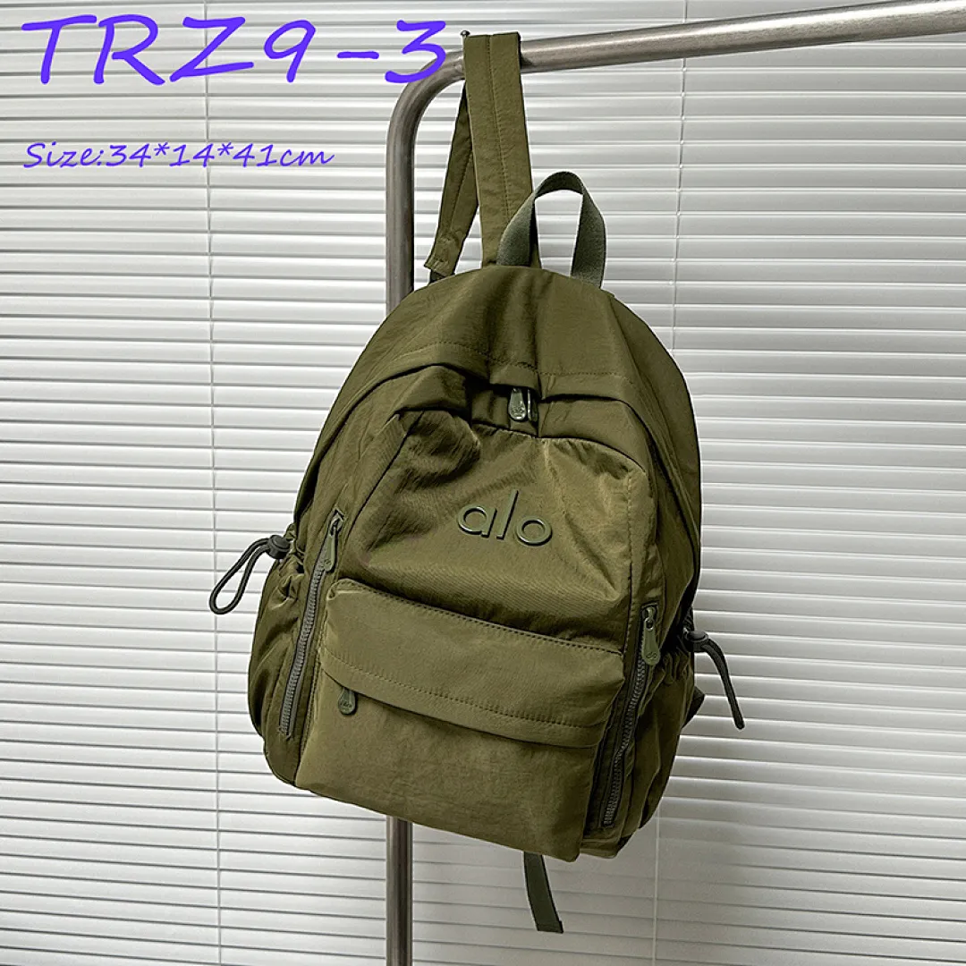 alo yoga TRZ9 תמונה 12