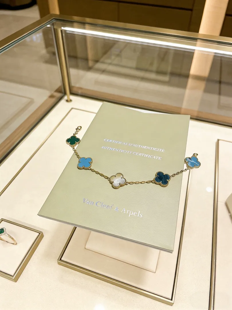 Van Cleef & Arpels V1C תמונה 8