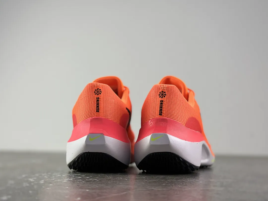 Nike W8E9 תמונה 3
