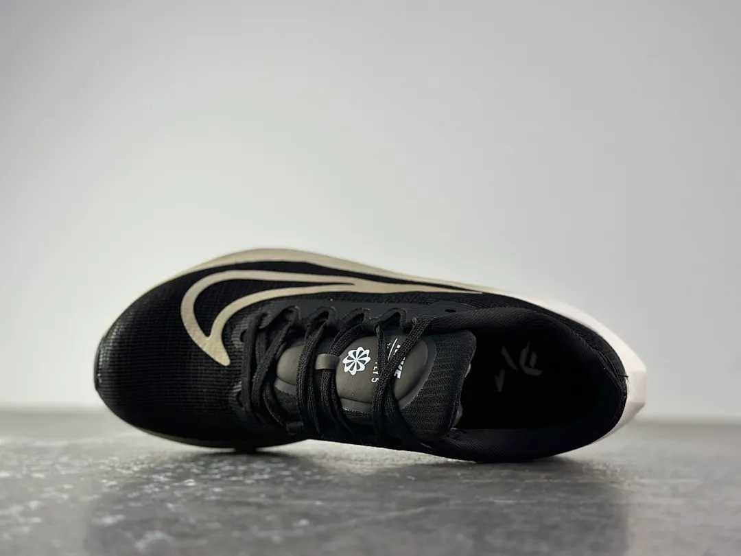 Nike W8E9 תמונה 9