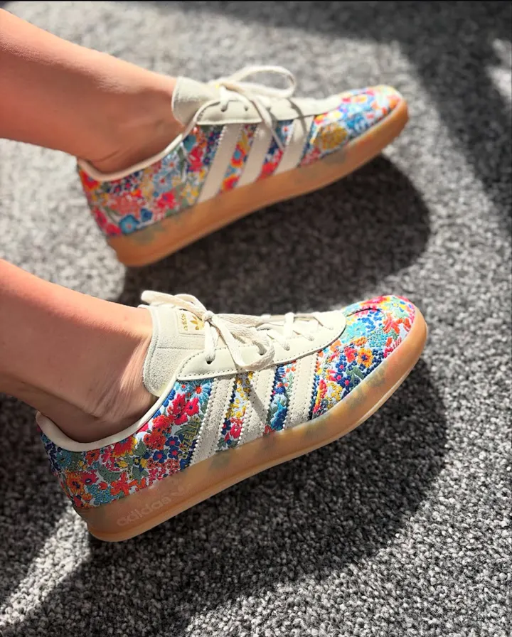 Adidas X6Q7