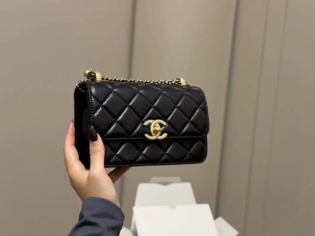 Chanel XNEBB030 תמונה 10