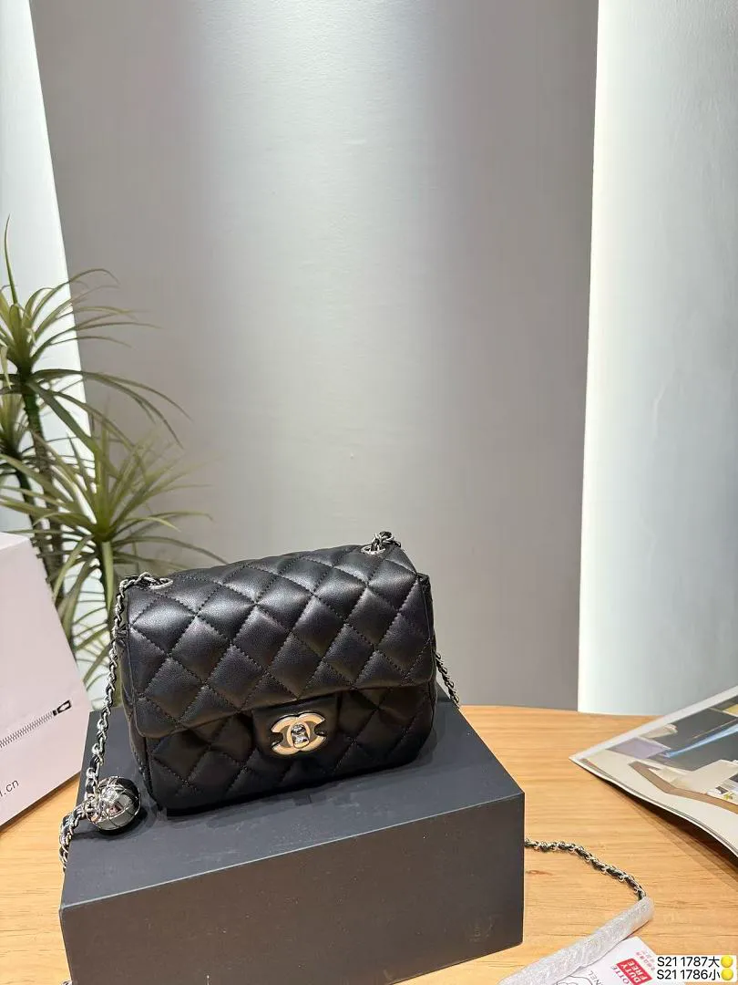 Chanel XNEBB066 תמונה 3