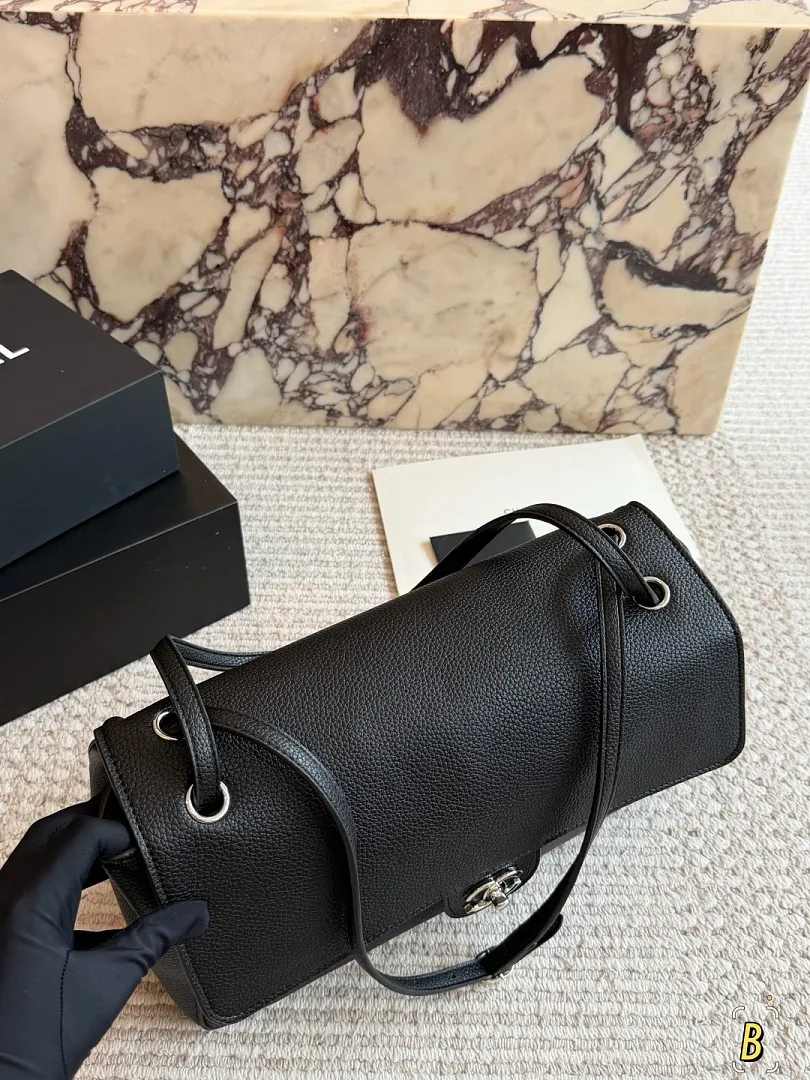 Chanel XNEBB070 תמונה 3