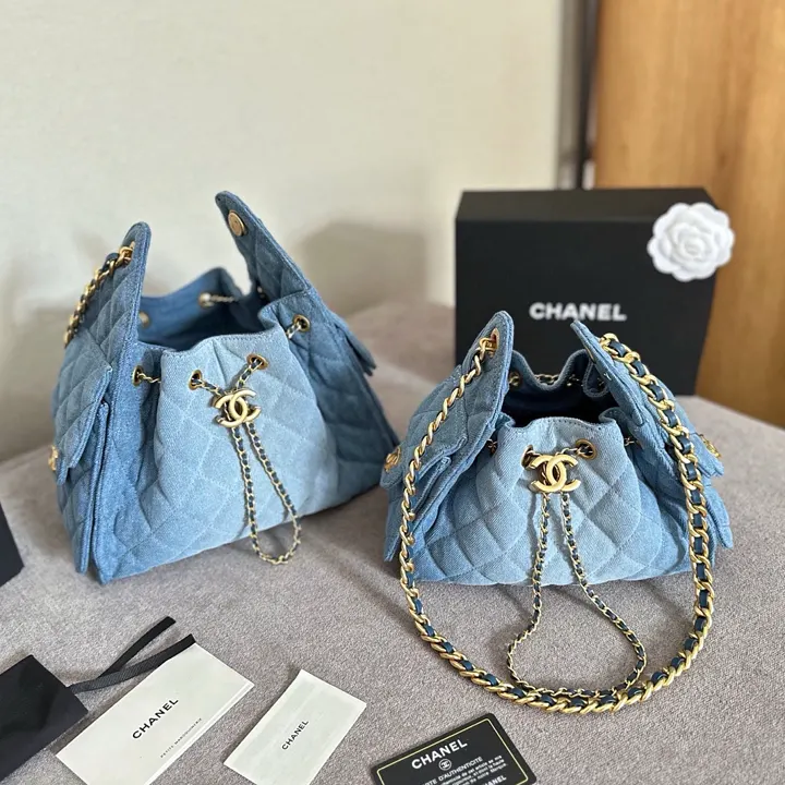 Chanel XNEBB072