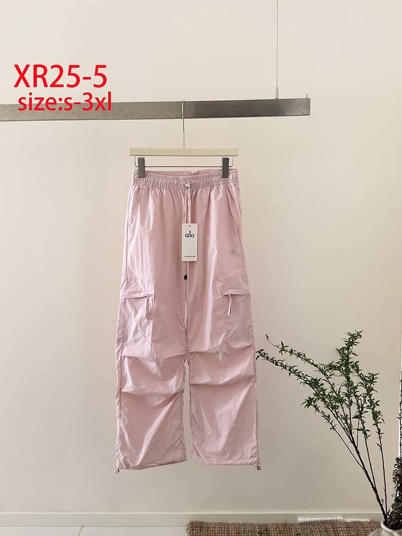 alo yoga XR25 תמונה 3