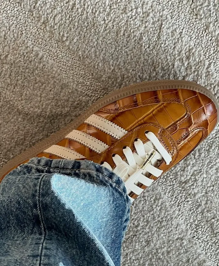 Adidas Y121A