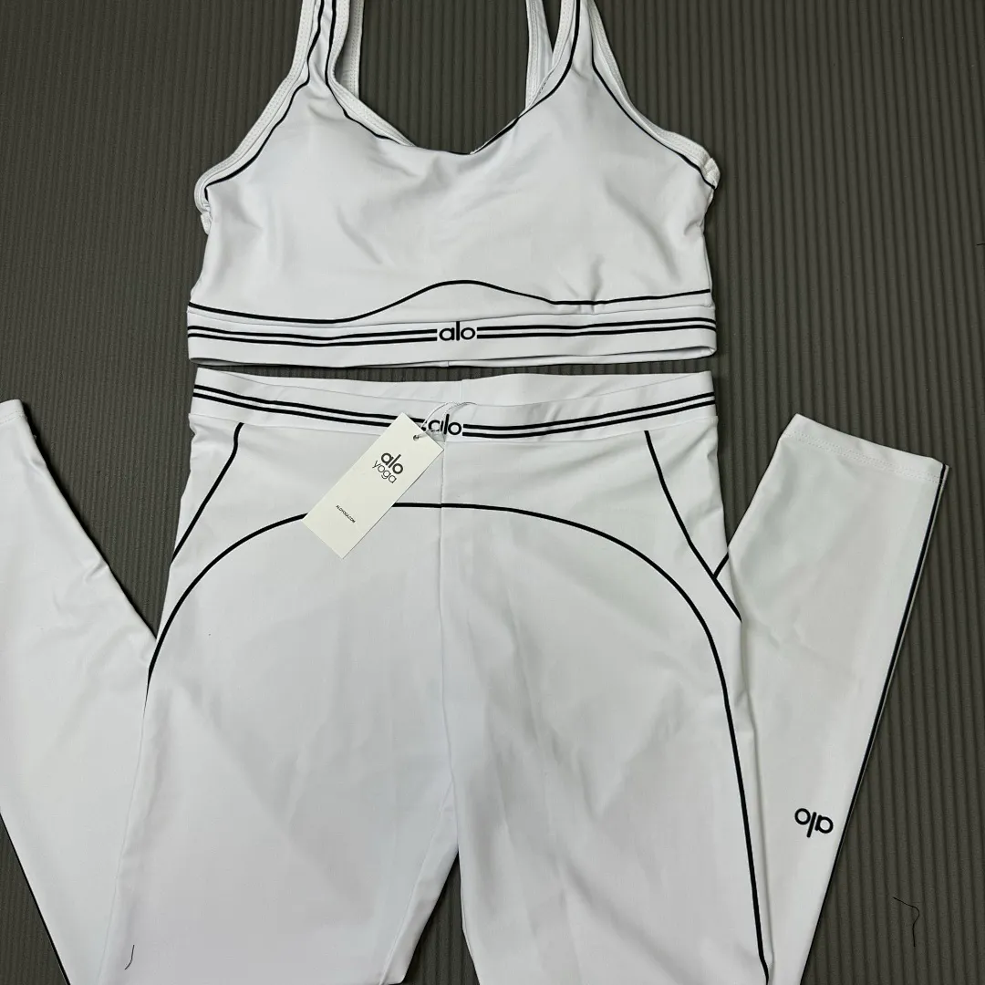 alo yoga Y130L תמונה 18