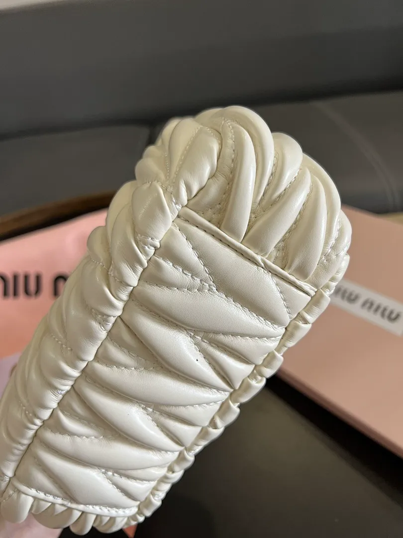 MIUMIU Y156M תמונה 7