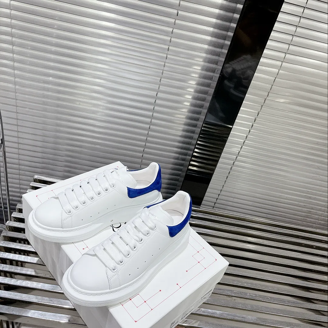 Alexander McQueen Y161A תמונה 5