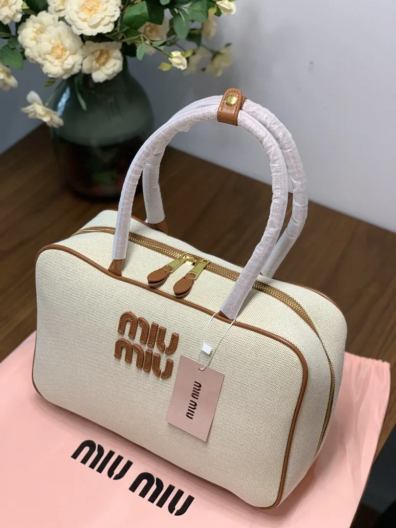 MIUMIU Y61M תמונה 4