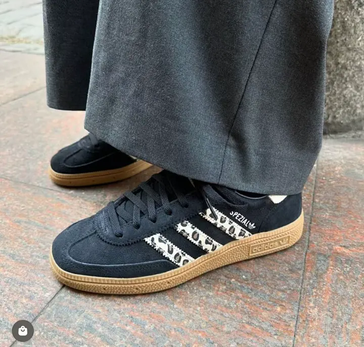 Adidas Y87Z