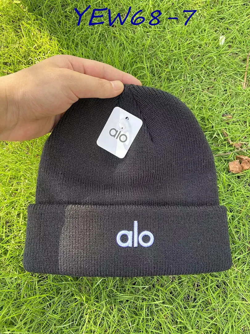alo yoga YEW68 תמונה 10