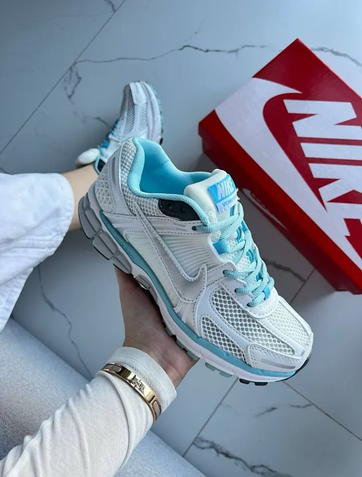 Nike YK23
